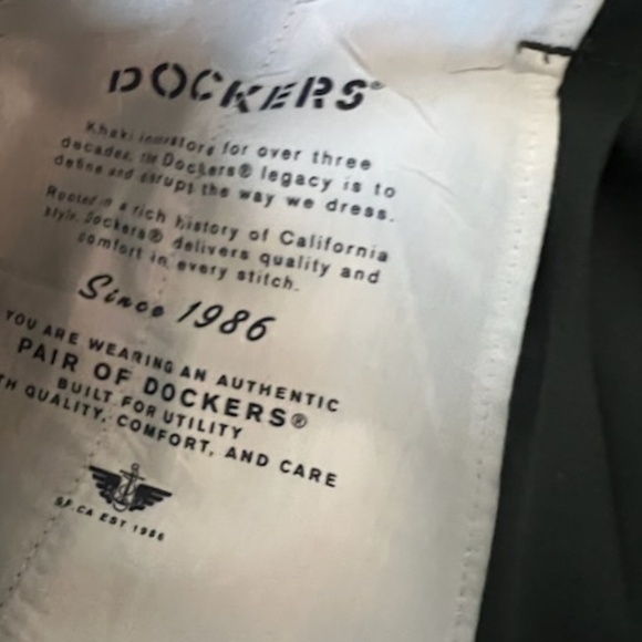 NWT Levi Dockers Womens Hunter Green Khaki Pants High Wide Pleated 14/32 - Picture 8 of 11